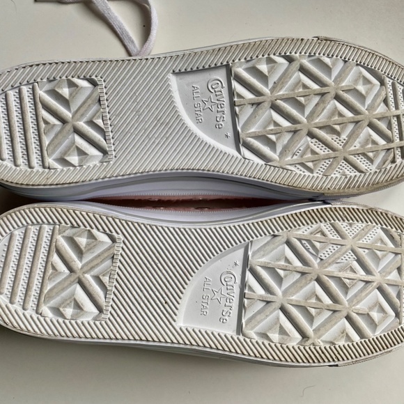 Like new! Converse narrow low tops Blush pink - Picture 4 of 5